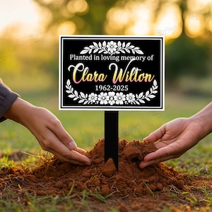 Cartello commemorativo personalizzato per giardino, lapide con fiori, cartello &quot;In memoria&quot;, palo con il nome del lapidario, regalo di condoglianze, decorazione per il giardino della memoria