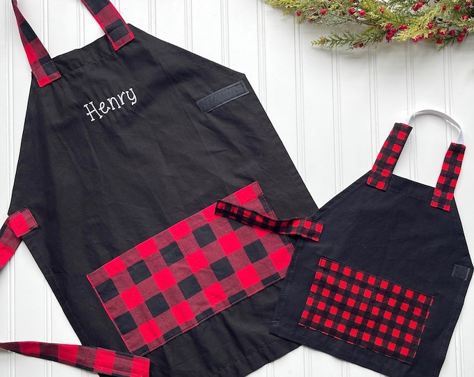 Kids Apron and Doll Matching Apron Set - Gift Set - 18 inch Doll Apron, Doll Accessories, Personalized Kids, Christmas Gift, Stocking