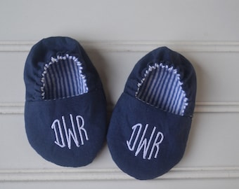 Monogrammed Infant Crib Shoes - Navy and White Seersucker Stripe - Baby Boy, Shower Gift, Welcome Baby, Slippers