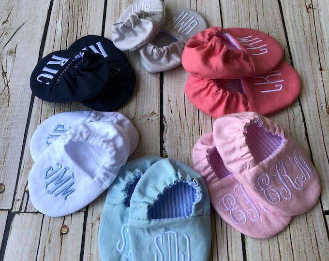 Monogrammed Reversible Infant Crib Shoes - Your Choice of Colors- Baby Boy, Baby Girl, Shower Gift, Welcome Baby, Slippers