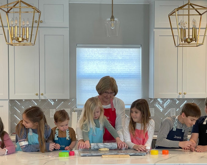 Mommy and Me Handmade Personalized Aprons - Embroidered Name, Monogram, Cooking with Mommy, Preschool, Christmas Gift, Holiday Baking,