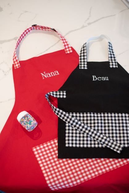 Personalized Mommy and Me Embroidered Aprons – Life Has Just Begun