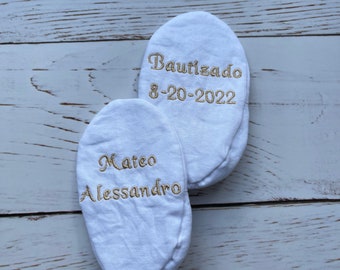 Zapatos de cuna de bautismo infantil con nombre y fecha personalizados - Cross on Toe, Christening, Godson, Goddaugther gift, Keepsake