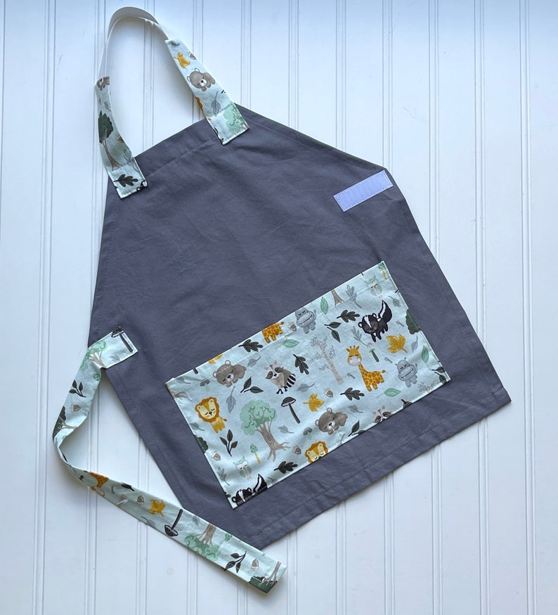 Handmade Kids Personalized Apron Video Game, Farm Zoo Animals Preschool Gift, Birthday Boy Gift, Pretend Kitchen Accessories, Dress Up Baby Animals