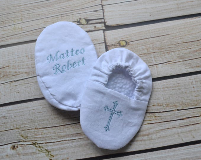 Personalized Baptism Booties - White - Baby, Christening, Slippers, Godson, Goddaugther gift, Keepsake