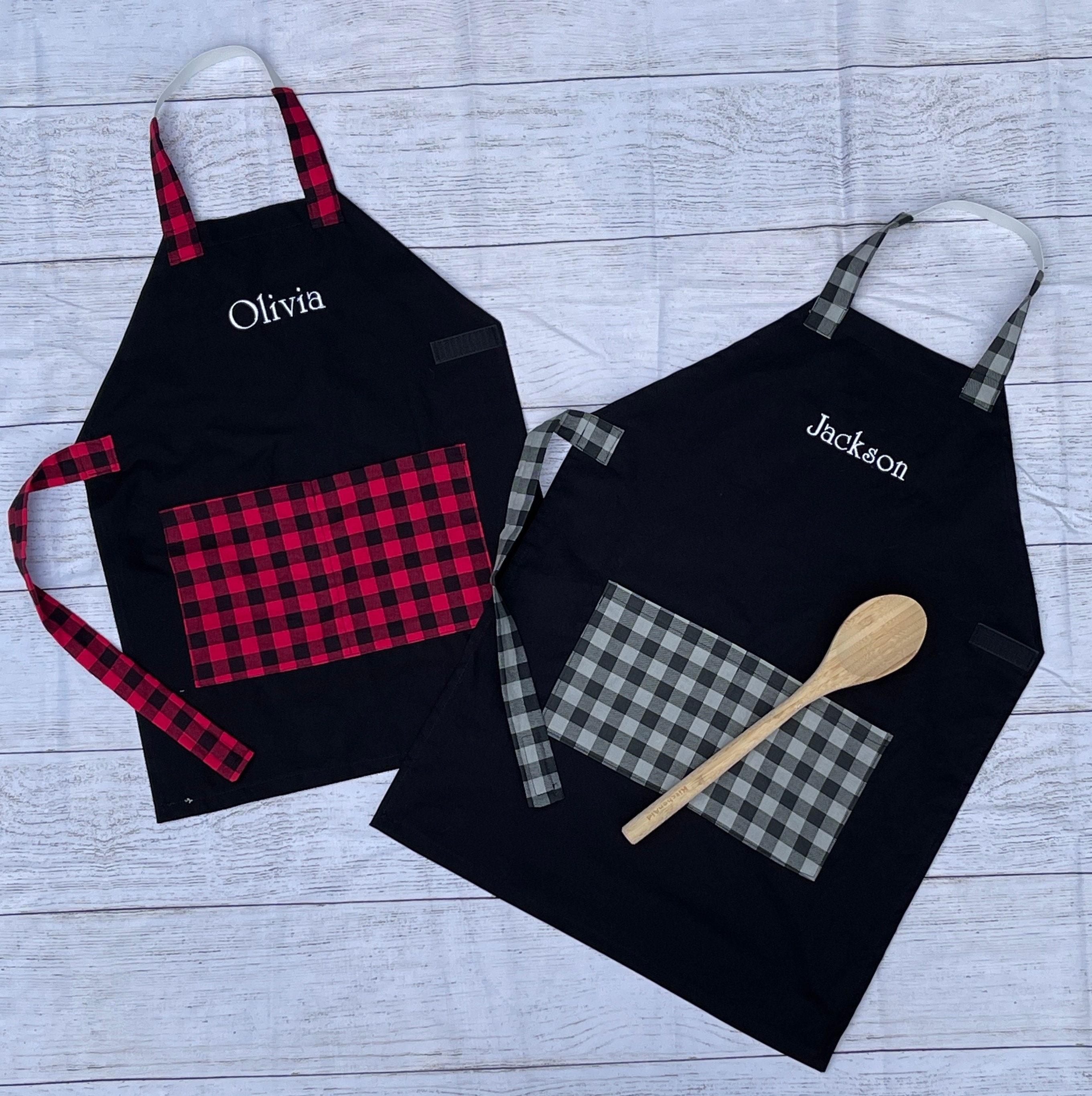 Mommy and Me Christmas Baking Aprons