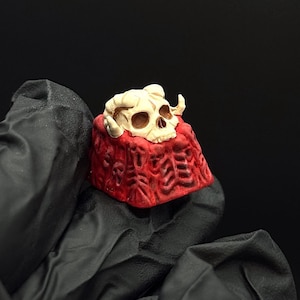 Halloween Demon Skull Keycap | Hand-Painted Bone Throne | MX Stem Artisan Resin Keycap | Gothic Horror Keyboard Gift