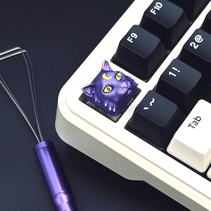 Hand-Painted Moon Cat Artisan Keycap, Cosmic Tarot Familiar, Purple Metal Puller (Cherry MX)