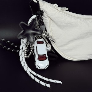 WeißerHond Civic Schlüsselbund | Personalisierte Fahrzeugmodell Schlüsselanhänger | JDM Style Auto Zubehör | Geschenk für Auto Liebhaber