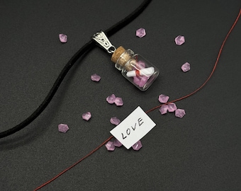 Leuchtet im Dunkeln: Wunschglas-Halskette | Herzanhänger, Liebesrollen-Anhänger, rosa Kristalle