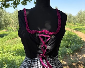 Vintage Bavarian Dirndl Dress, Black Gingham Oktoberfest Dress with Corset Lace, Traditional German Trachten