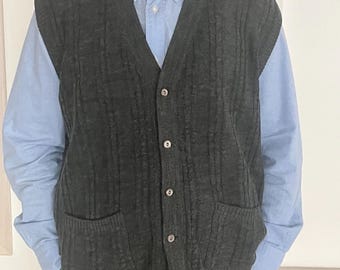 Vintage Men’s Button Front Vest, Classic Knit Waistcoat, Retro Vest, Autumn Layering Piece
