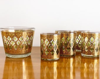 Culver Valencia ice bucket and DOF cocktail glasses. Green & gold tumblers sized for whiskey on the rocks. MCM glam boho barware set