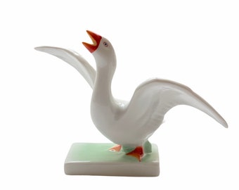 Vintage Herend figurine Goose honking, Hand painted Hungarian porcelain Waterfowl collection 5038