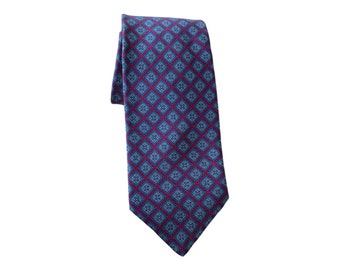 Vtg blue and red medallion silk tie. 3" Classic geometric foulard necktie by Graham Lockwood of London England