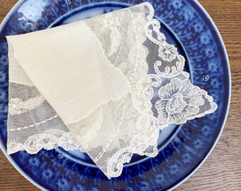 Vintage lace wedding hankie. White bridal handkerchief with delicate floral lace. Something old keepsake gift for the bride.