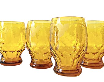 4 Large vintage amber glasses. 20 oz Georgian tumblers in harvest gold etched glass with honeycomb design. Retro water or beer goblets.