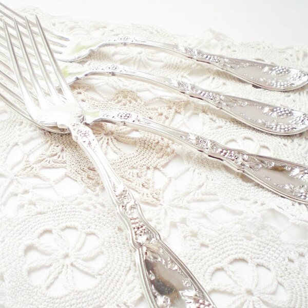 Silver Plate Forks, Vintage Dinner Forks, Wm Rogers La Concorde Flatware, Holiday Entertaining, Etsy Cyber Monday