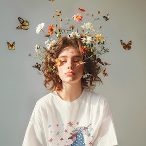 Vintage Unicorn Shirt – Whimsical Graphic Tee for Women, Boho Magical Horse T-Shirt, Cute Aesthetic Fantasy Animal Tee