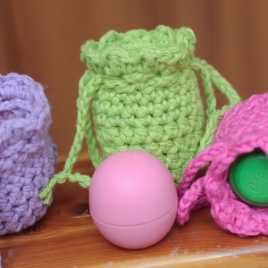 DIY Christmas Gift, Crochet Chapstick Holder, Stocking Stuffer, Lip balm Holder Keychain, Easy Crochet Pattern, Chapstick Cozy, Lipbalm (80)
