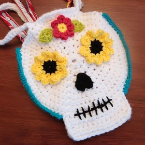 Crochet Halloween Bag, Skull Pattern, Halloween Crochet Patterns, Sugar Skull Pattern, Halloween Candy Bags, Crochet Bag Pattern 65 image 3