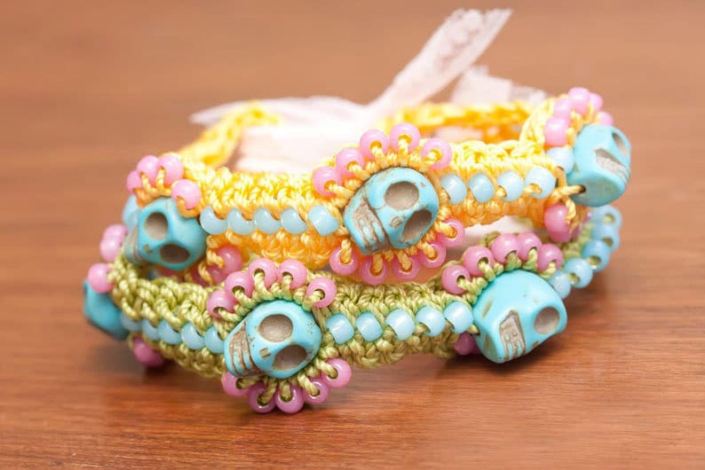 Jewelry Tutorial, Sugar Skull Bracelet, Crochet With Beads Pattern, Easy Crochet Pattern, Bead Jewelry Tutorials, Sugar Skull Jewelry 19 image 1