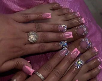 Artificial Acrylic 48 Pcs Diamond Press On Nails - Square