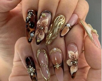 Reusable Acrylic Tips 3D Laser-Cut Press-On Nails - Almond