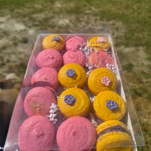Spring Macarons Gift Box - Pink and Yellow Macarons with Floral Decorations- Handmade French Macarons for Mother&#39;s Day, or Birthday&#39;s etc.
