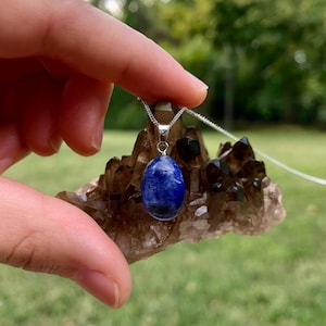 Sodalite Necklace, Raw Sodalite Pendant, Handmade Boho Jewelry, Natural Blue Stone Necklace, Gemstone Pendant, Bohemian Style