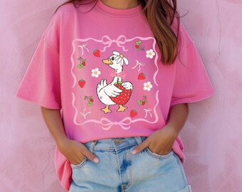 Strawberry Goose PNG, Coquette Summer Mom Shirt Design, Sublimation Digital Download