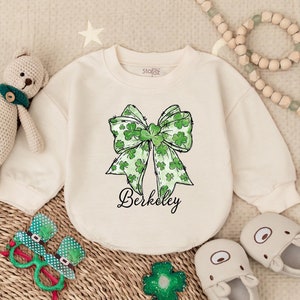 Green Bow St Patrick&#39;s Day Bubble Romper, Lucky Shamrock, St Patrick&#39;s Day Bodysuit, Clover Baby Outfit, Lucky Charm, Irish Baby Gift