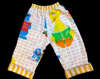 4/5T Vintage Sesame Street fabric kid's pants, wide leg