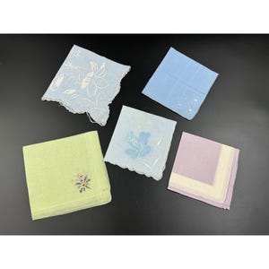 5 Vintage Womens Handkerchiefs Hankies Pastels