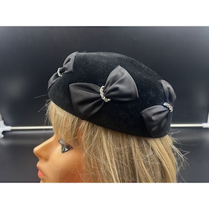 Vintage Edette Womans Black Velvet Pill Box Hat Bows & Rhinestones image 1