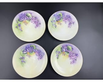 Set Of 4 Hand-Painted H&C Bavaria Porcelain Plates With Purple Violets Design