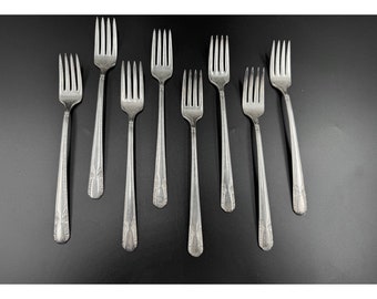 8 Vintage Silverplate Grill Forks Wm Rogers Talisman 1938