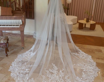 Elegant Embroidered Peony Flower Wedding Veil, Bridal Veil Lace Floral, 2 Tier 137" Ivory Long Veil With Blusher, Veil Cathedral With Comb