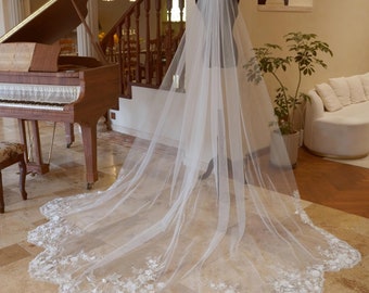 Embroidered flowers and birds Wedding Veil, Veil Wedding Cathedral, Two Tier Veil With Blusher, Veil Lace Birds, Bridal Veil Birds Flower