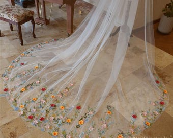 Colorful Wildflowers Wedding Veil Cathedral With 3D Flowers,Tulle Floral Veil,Fairy Bridal Veil,Customized Unique Veil,Whimsical Veils