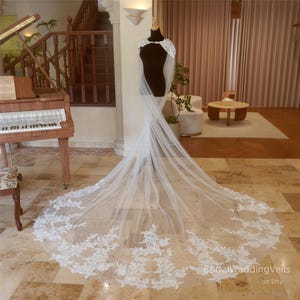 Ivory Embroidery Flower Lace Cape Veil,Bridal Cape With Lace on Shoulder,Shoulder Veil Cape,Lace Wedding Cape,Bridal Cover Up Tulle Cape