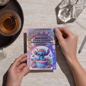Invitation Anniversaire Stitch Fille Garçon — Carte Digitale à Imprimer — Modèle Personnalisable via Canva — Printable Birthday Invitation