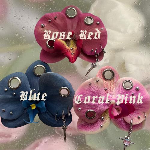 Kaya ♦︎14kgfトロレアイトフラワーカービングチャーム Kaya 様専用♦︎14kgfトロレアイトフラワーカービングチャーム