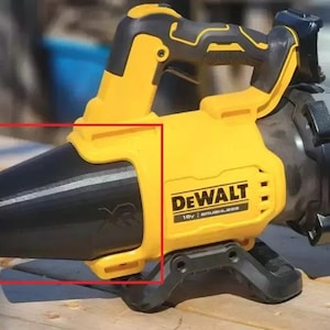 Soprador de folhas DEWALT 18V Max XR DCBL com bico curto e robusto para secagem/detalhamento de automóveis