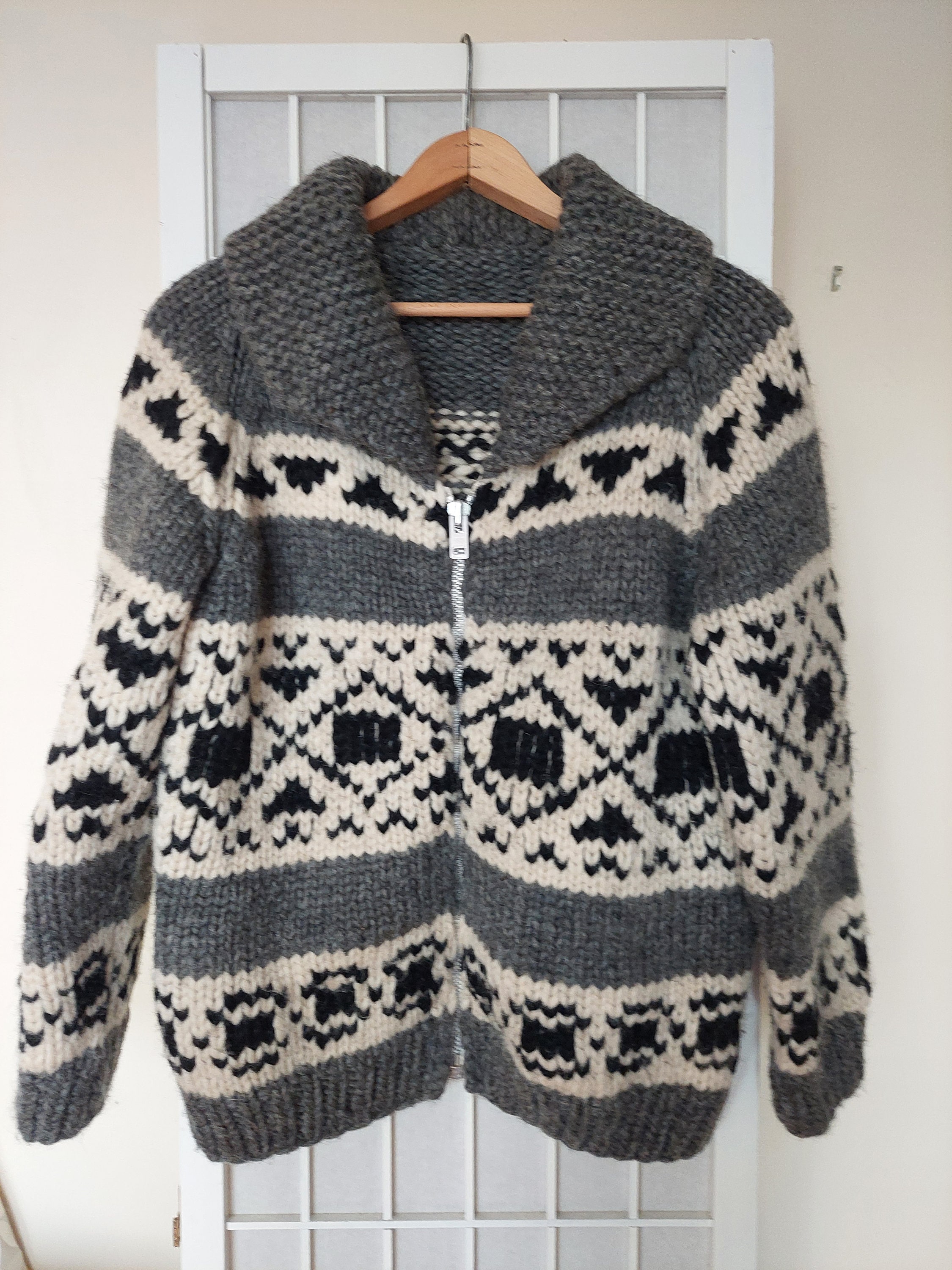 Black and Grey Wool Ladies Small Cowichan Sweater Jacket - Cowichan - Wool Jacket - Hand Knit Coat - Native American