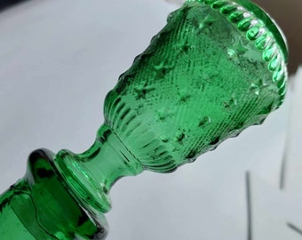 Jeannie Flaschengrün Design in Italien hergestellte, hohe Glasflasche mit Deckel