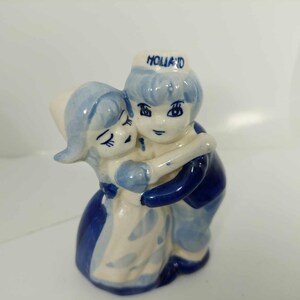 Vintage Delft Blue Porcelain Dutch Kissing Boy and Girl