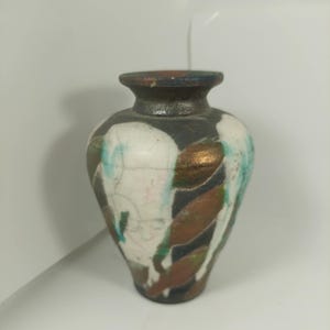PETIT vase d&#39;art en poterie Studio RAKU, signé par l&#39;artisan