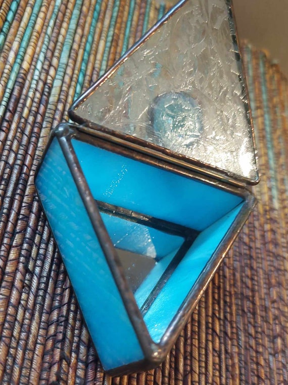 Vintage Tiny Stained Glass Blue Hinged Jewerly Box - image 7