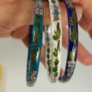 THREE Vintage Chinese, Cloisonne Bangles, Floral Designs, Enamel, Gold Tone